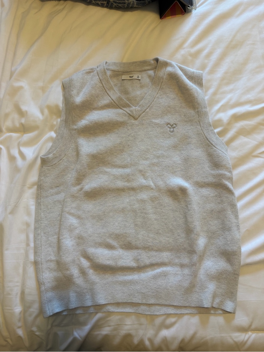 Aritzia TNA Knit Sweater Vest – Light Grey – Size XS